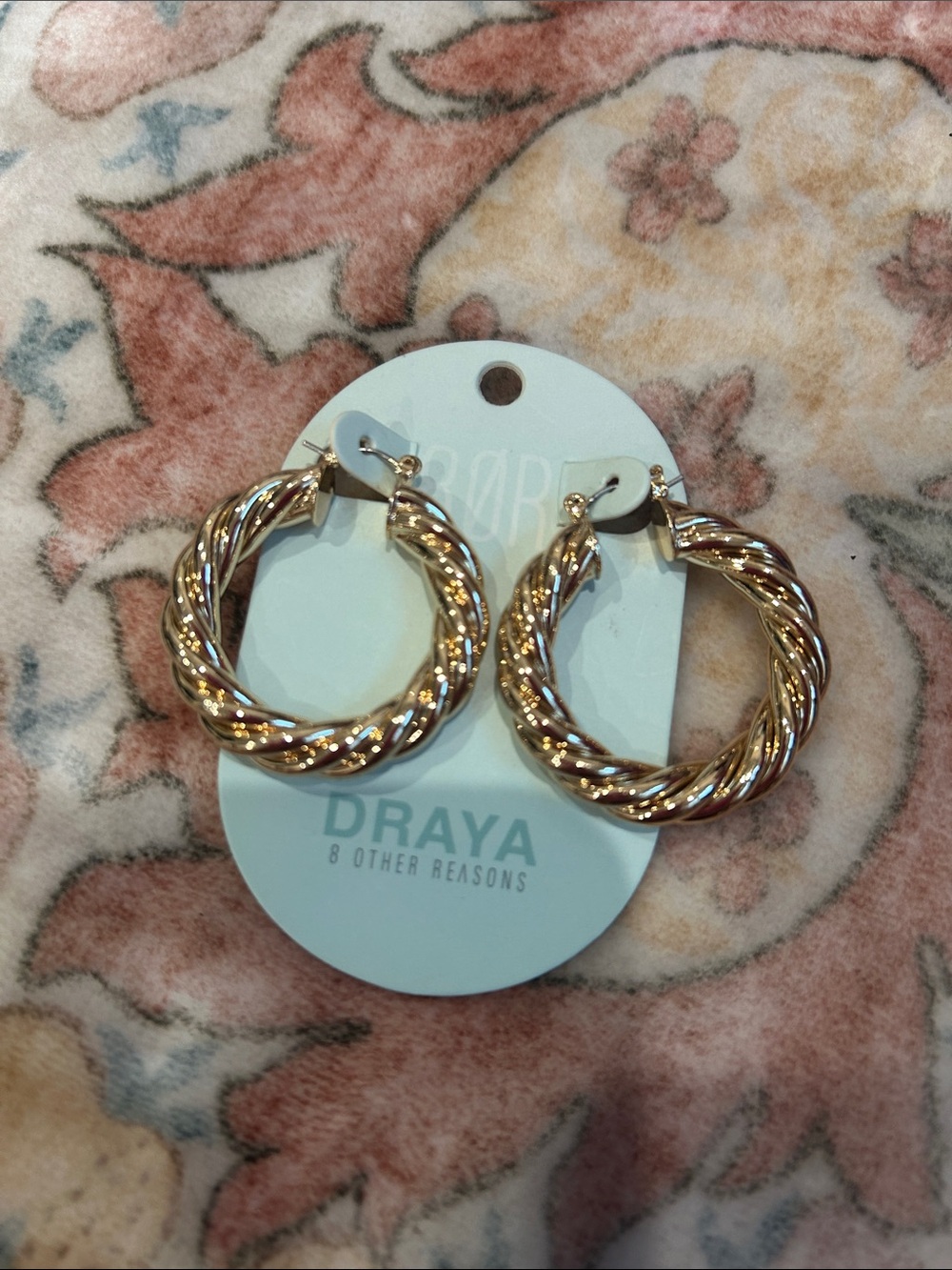 NEW 8 Other Reasons Twisted Hoop Earrings - Gold